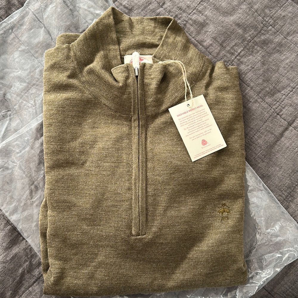 Brooks Brothers merino wool sweater. Size large. Olive